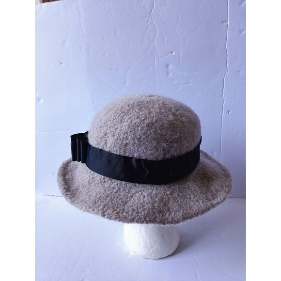 Vintage Handmade Cloche Wool Hat Ribbon Bow Rhinestone Brooch Gray Hat